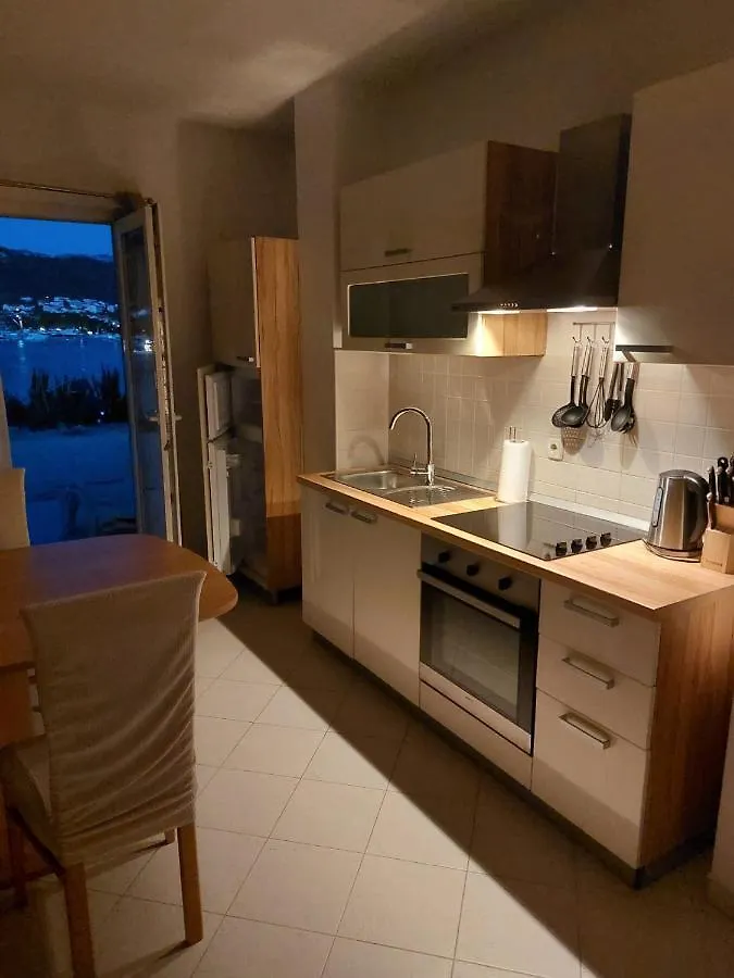 La Gatta Apartmani Barbat na Rabu 0*,  Croatia