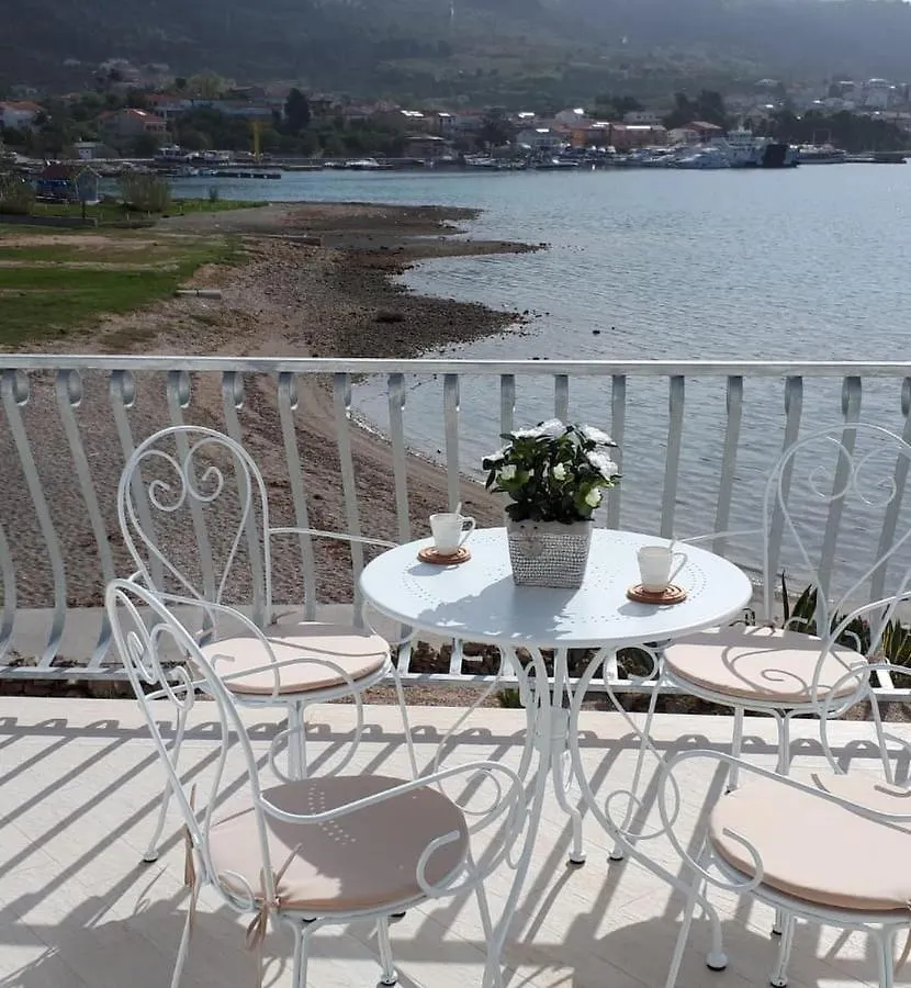 Apartment La Gatta Apartmani Barbat na Rabu