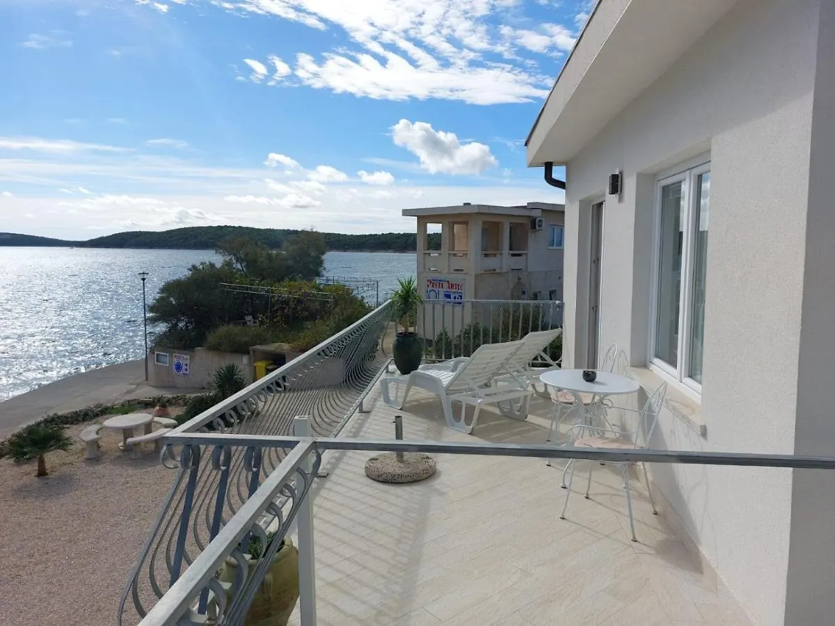 Apartment La Gatta Apartmani Barbat na Rabu