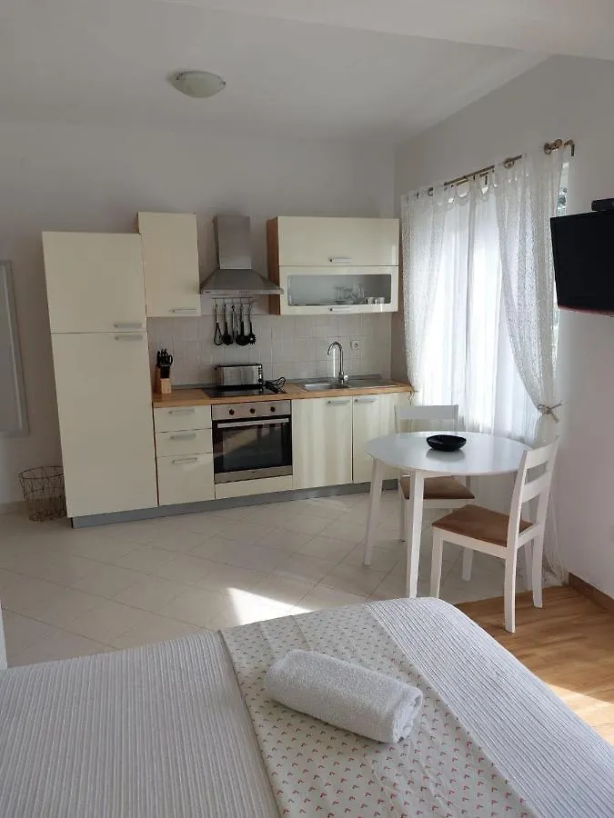 La Gatta Apartmani Barbat na Rabu Apartment