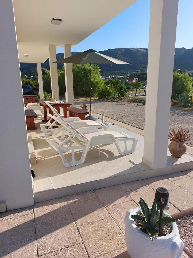 La Gatta Apartmani Barbat na Rabu Croatia